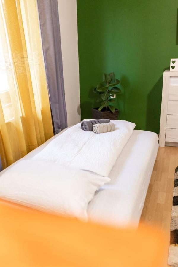 Studio Apartman Planb, Self Check In Osijek Exterior photo
